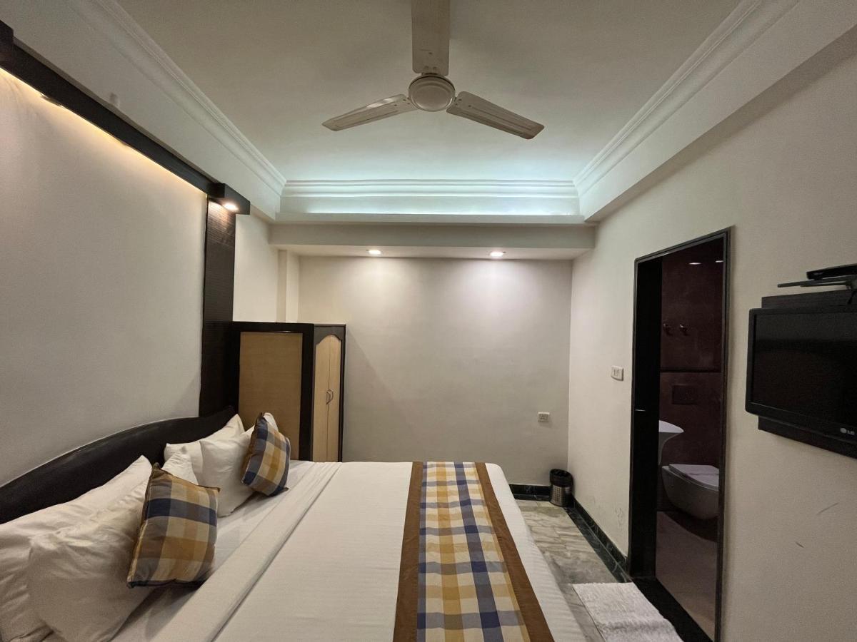 Hotel Moti Palace Agra  Kültér fotó