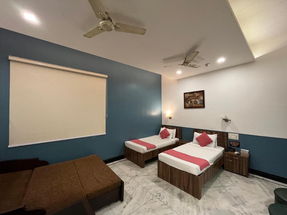 Hotel Moti Palace Agra  Kültér fotó