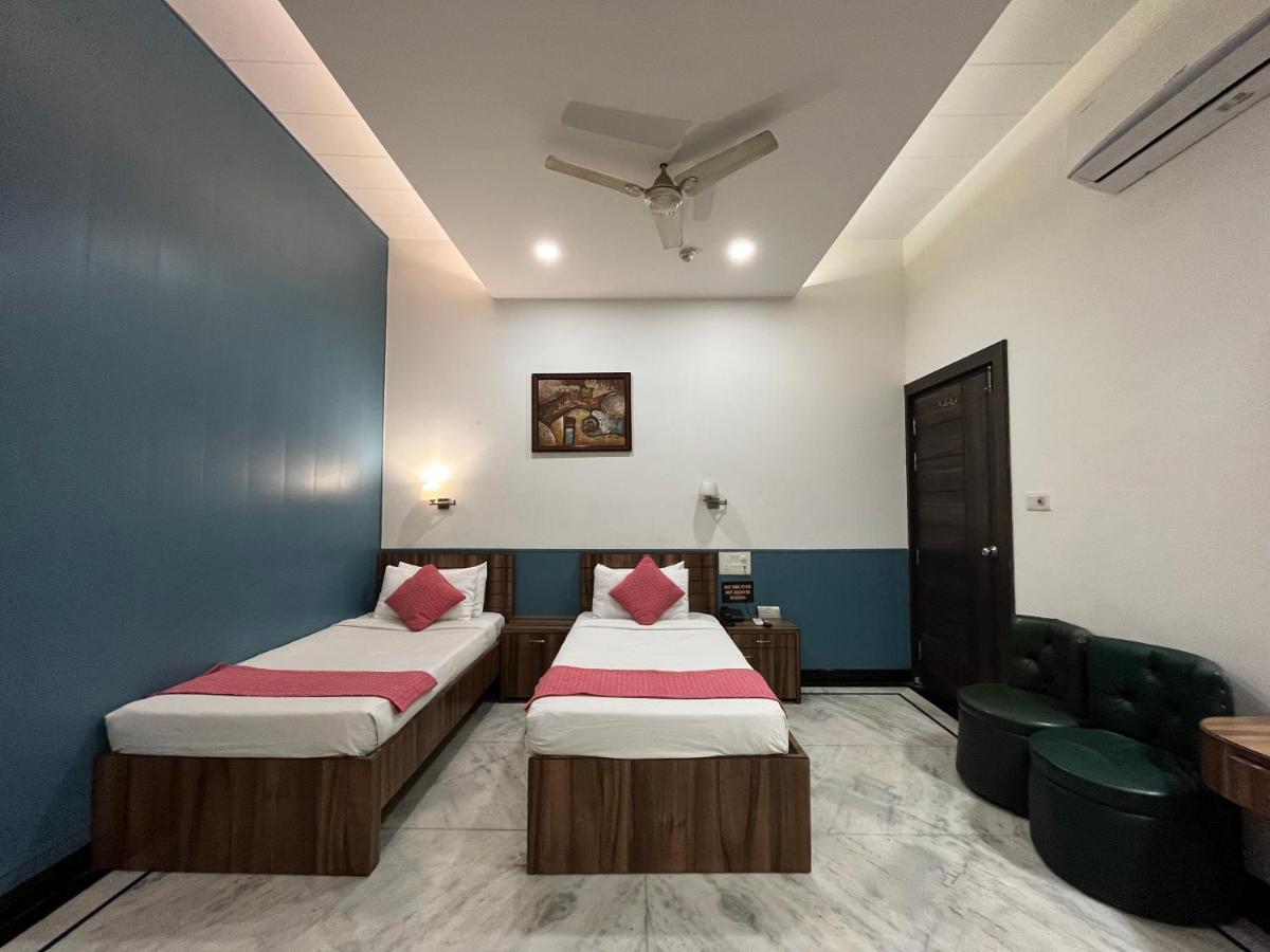 Hotel Moti Palace Agra  Kültér fotó