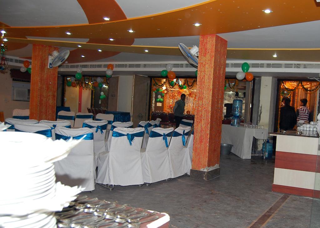 Hotel Moti Palace Agra  Kültér fotó