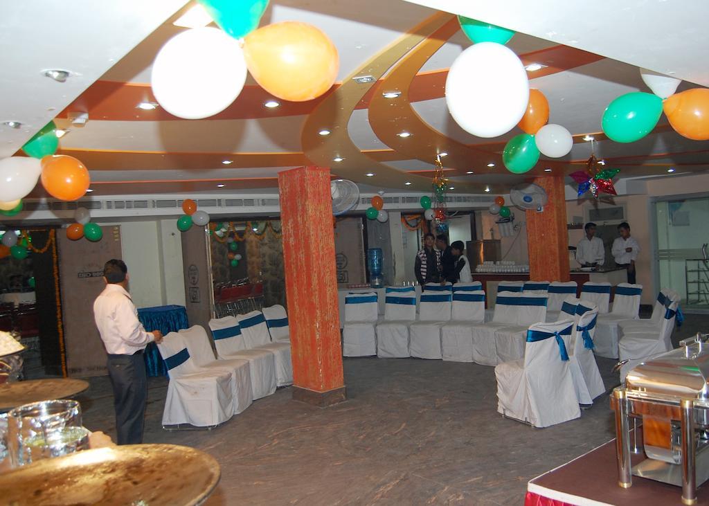 Hotel Moti Palace Agra  Kültér fotó