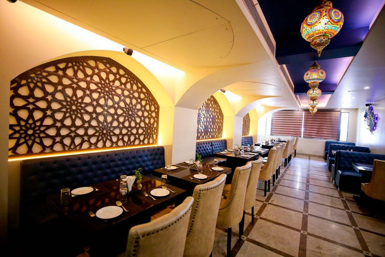 Hotel Moti Palace Agra  Kültér fotó