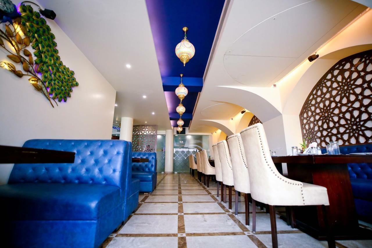Hotel Moti Palace Agra  Kültér fotó